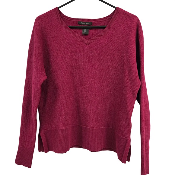 Tahari Sweaters - Tahari Womens 100% Extrafine Merino Wool Berry Pink V-Neck Sweater Size M Luxury